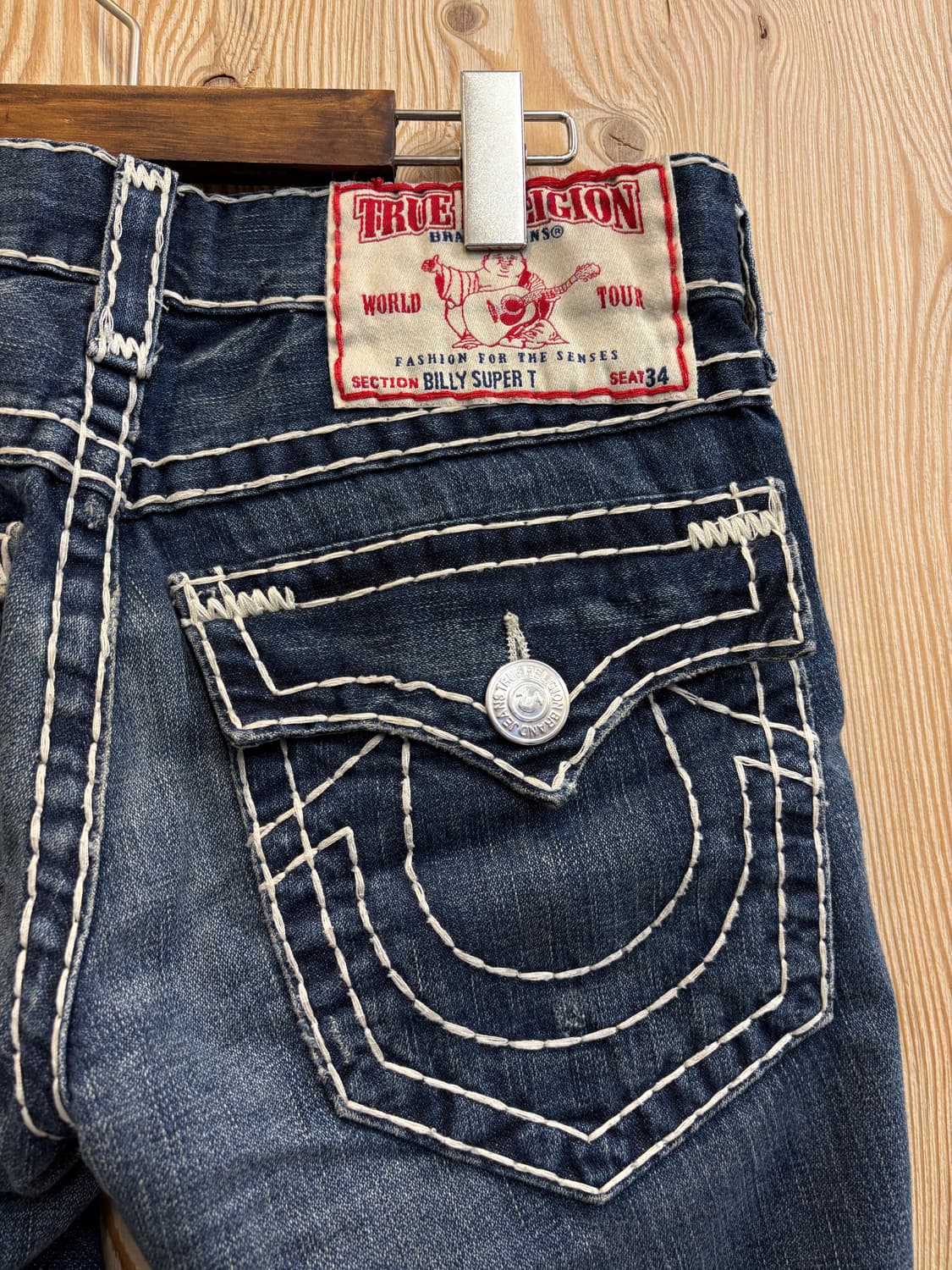 트루릴리전 빌리 슈퍼 T 부츠컷 데님 팬츠 상품이미지4