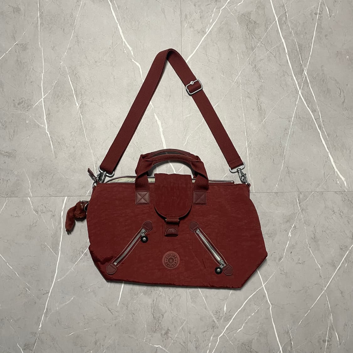 팔로워 특가 키플링 메신저백 크로스백 와인 버건디 고릴라 가방 상품이미지1