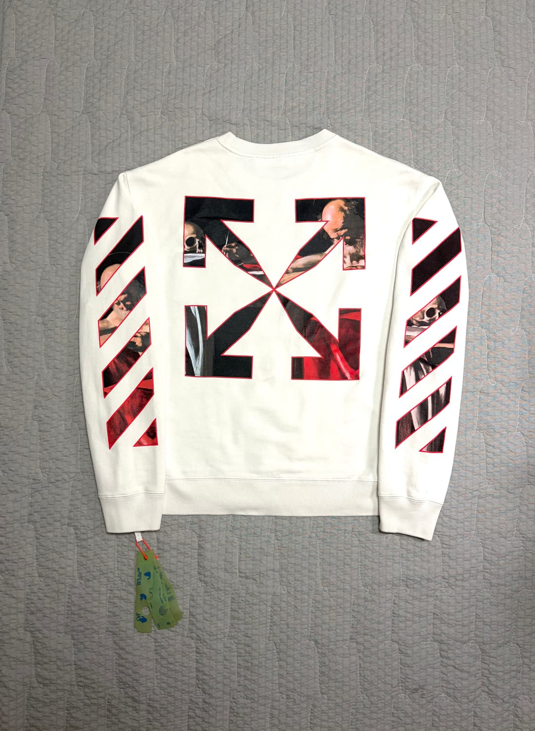 오프화이트 맨투맨 상품이미지2