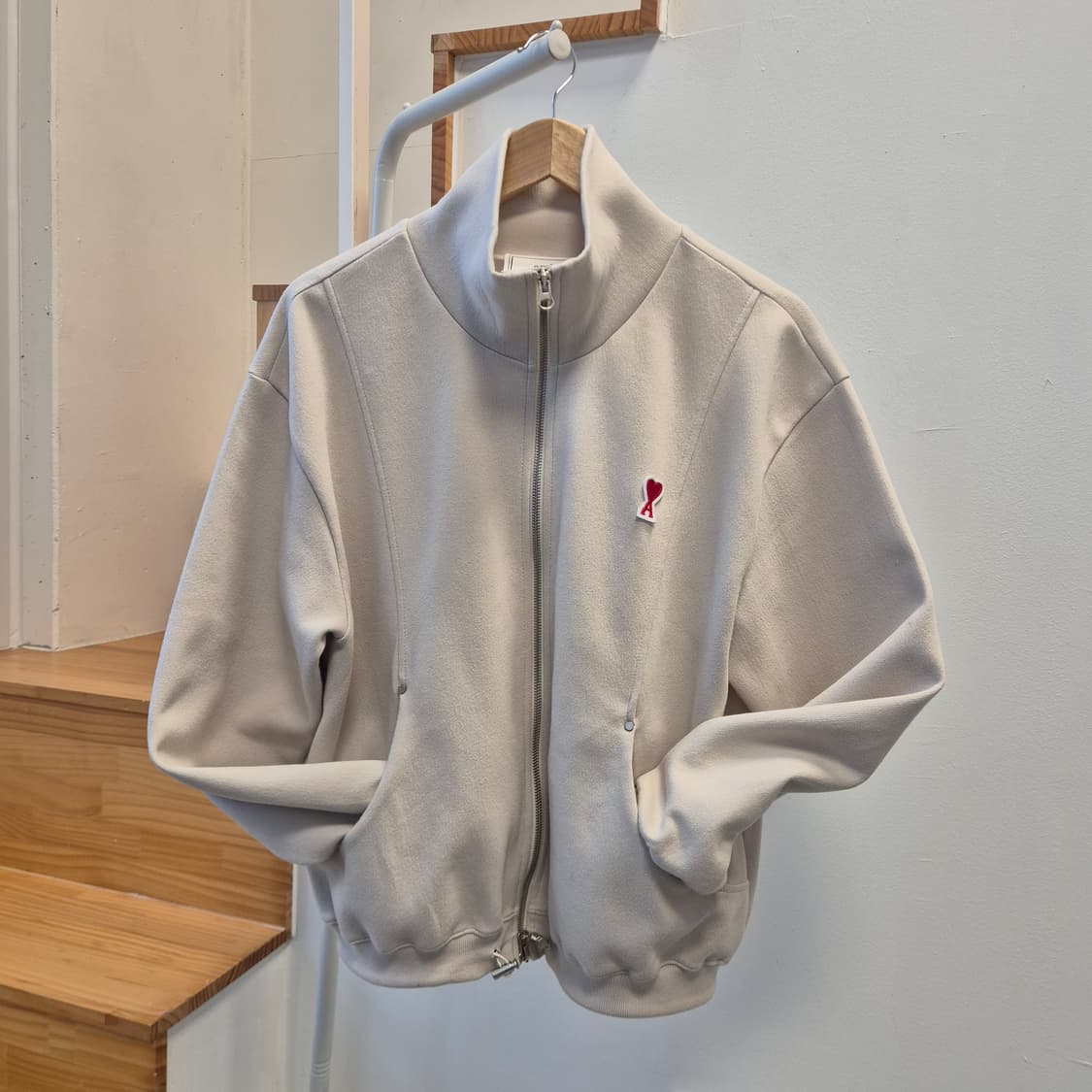 아미 아이보리 봄버 자켓  상품이미지1