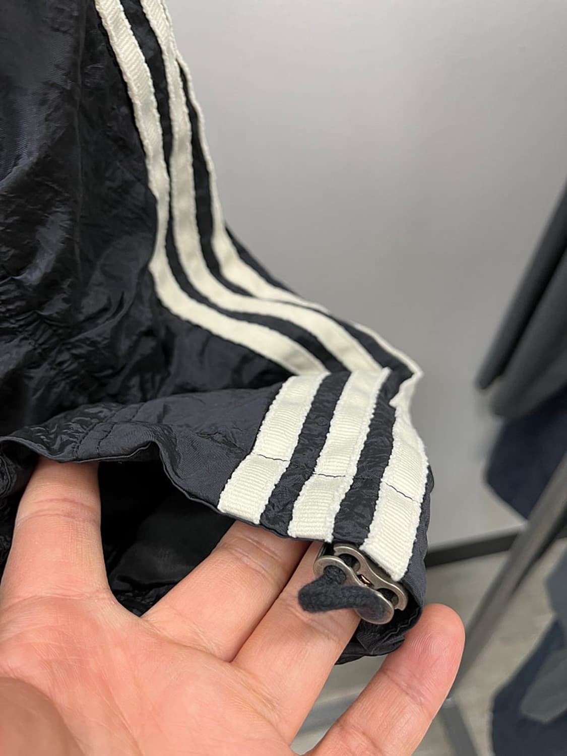 95-100) 아디다스 x 떠그클럽 우븐 트랙탑  상품이미지4