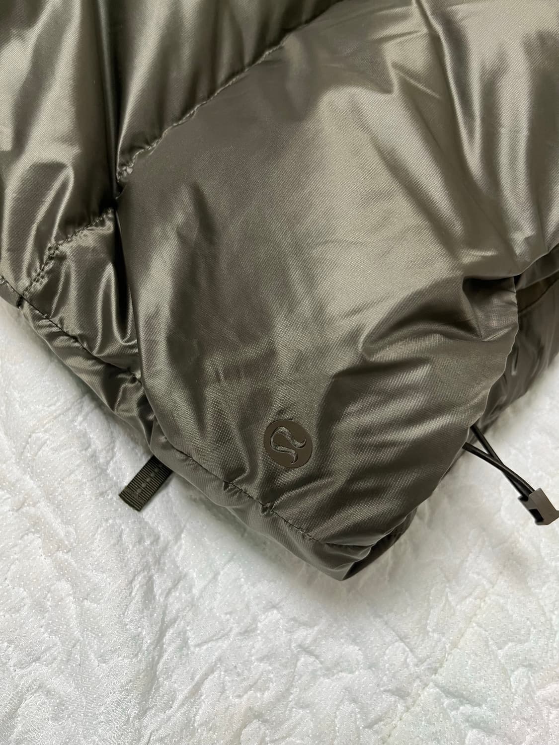 룰루레몬 구스다운 패딩 M 새상품 상품이미지8