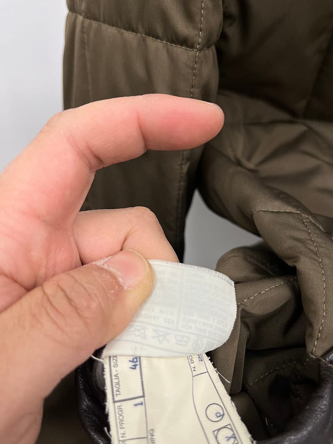 95) 페레가모 브라운 퀼팅자켓  상품이미지10