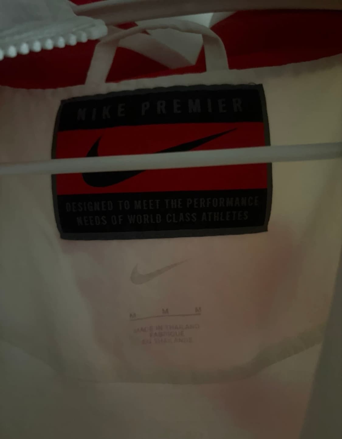 리버풀 바람막이 상품이미지3