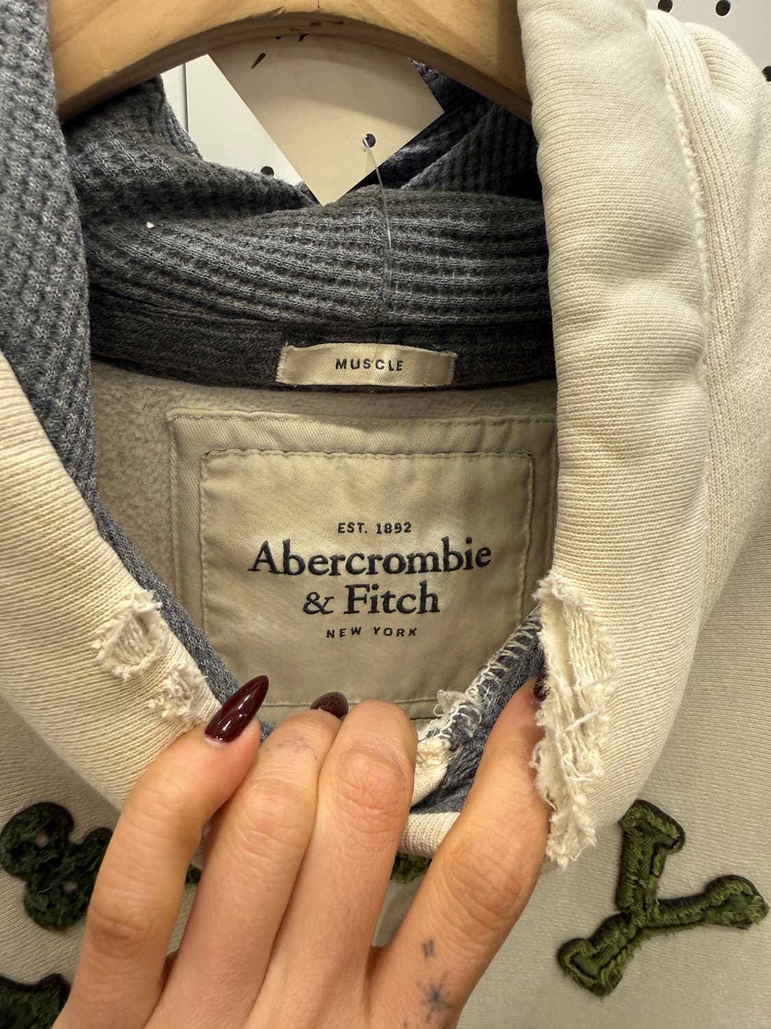 아베크롬비 앤 피치 A&F 트랙 자수 후드티 U1165 상품이미지5