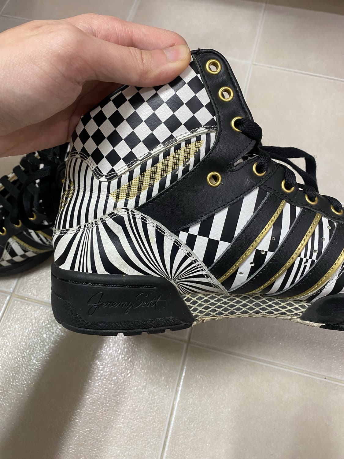 재레미스캇X아디다스 270 J.S WING  상품이미지5