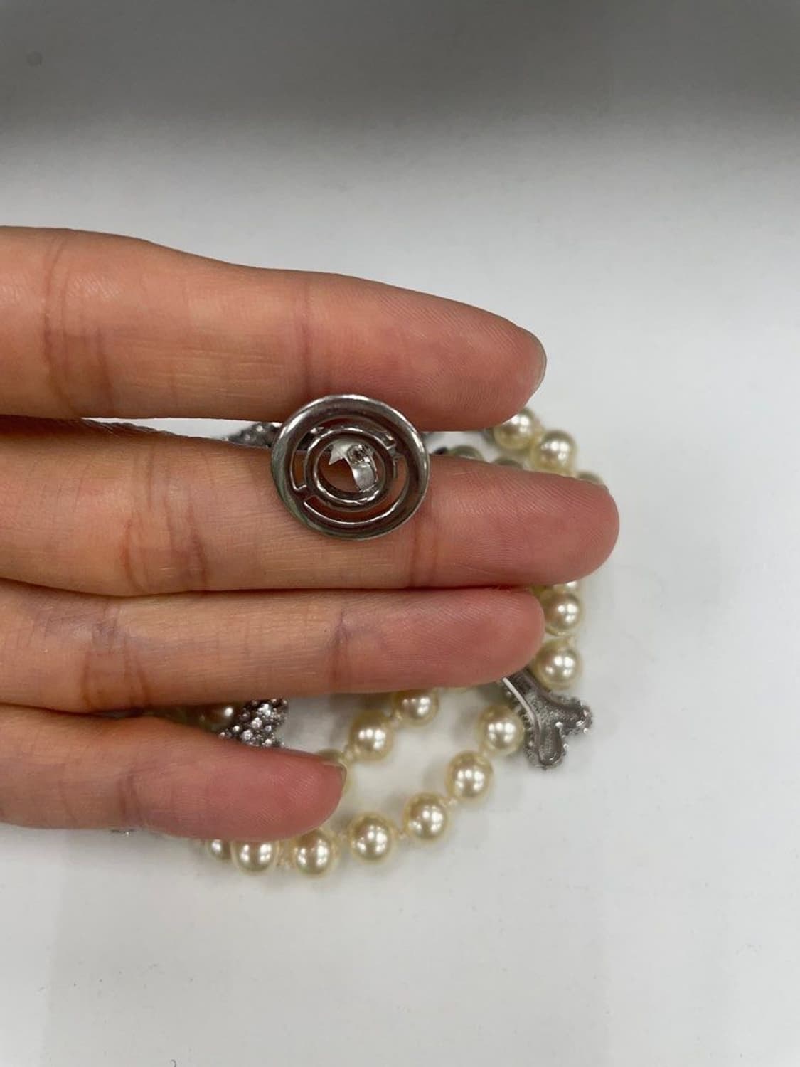 비비안웨스트우드 펄 뼈다귀 팔찌 상품이미지5