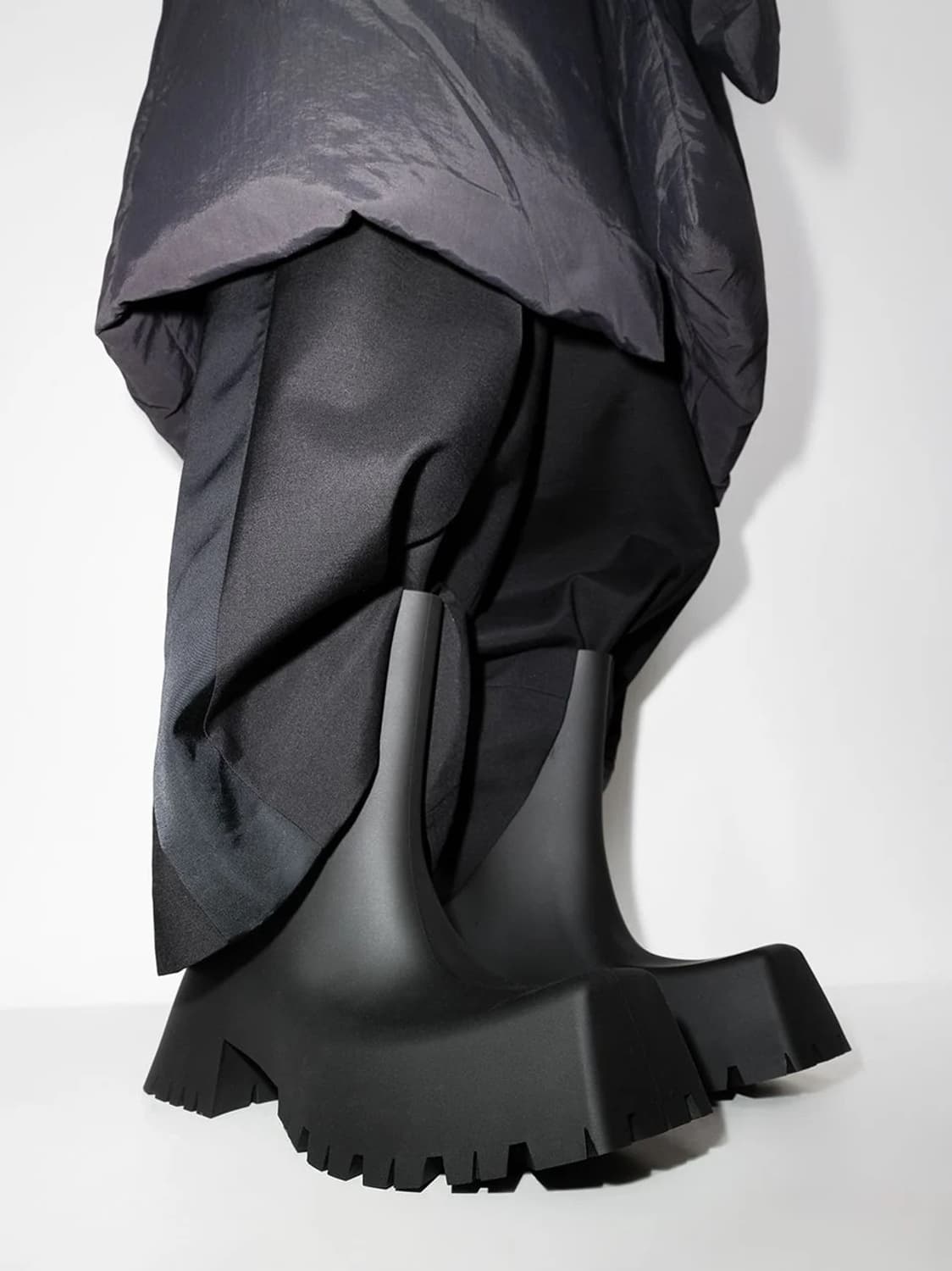 발렌시아가 트루퍼 러버 부츠 블랙 37사이즈 상품이미지2