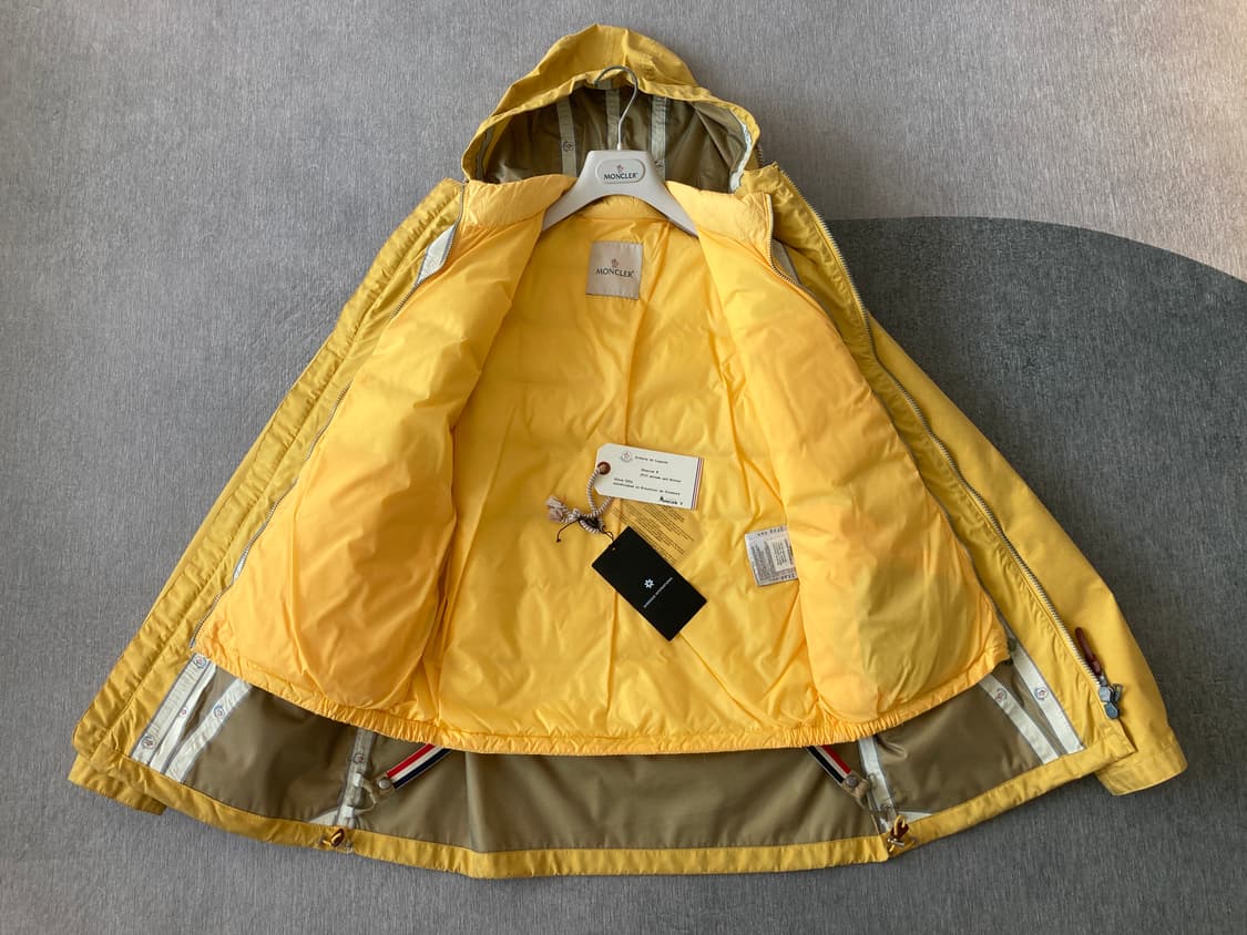 [1] 몽클레어 비즈빔 구스다운 wasi jacket 옐로우 2in1 상품이미지4