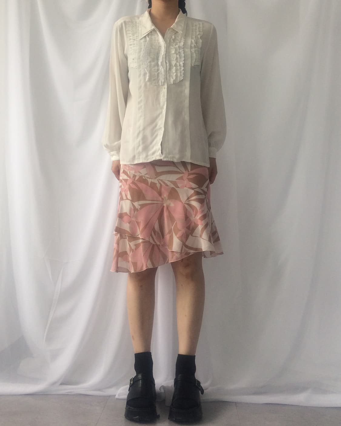 Frill trimming shirt 상품이미지1
