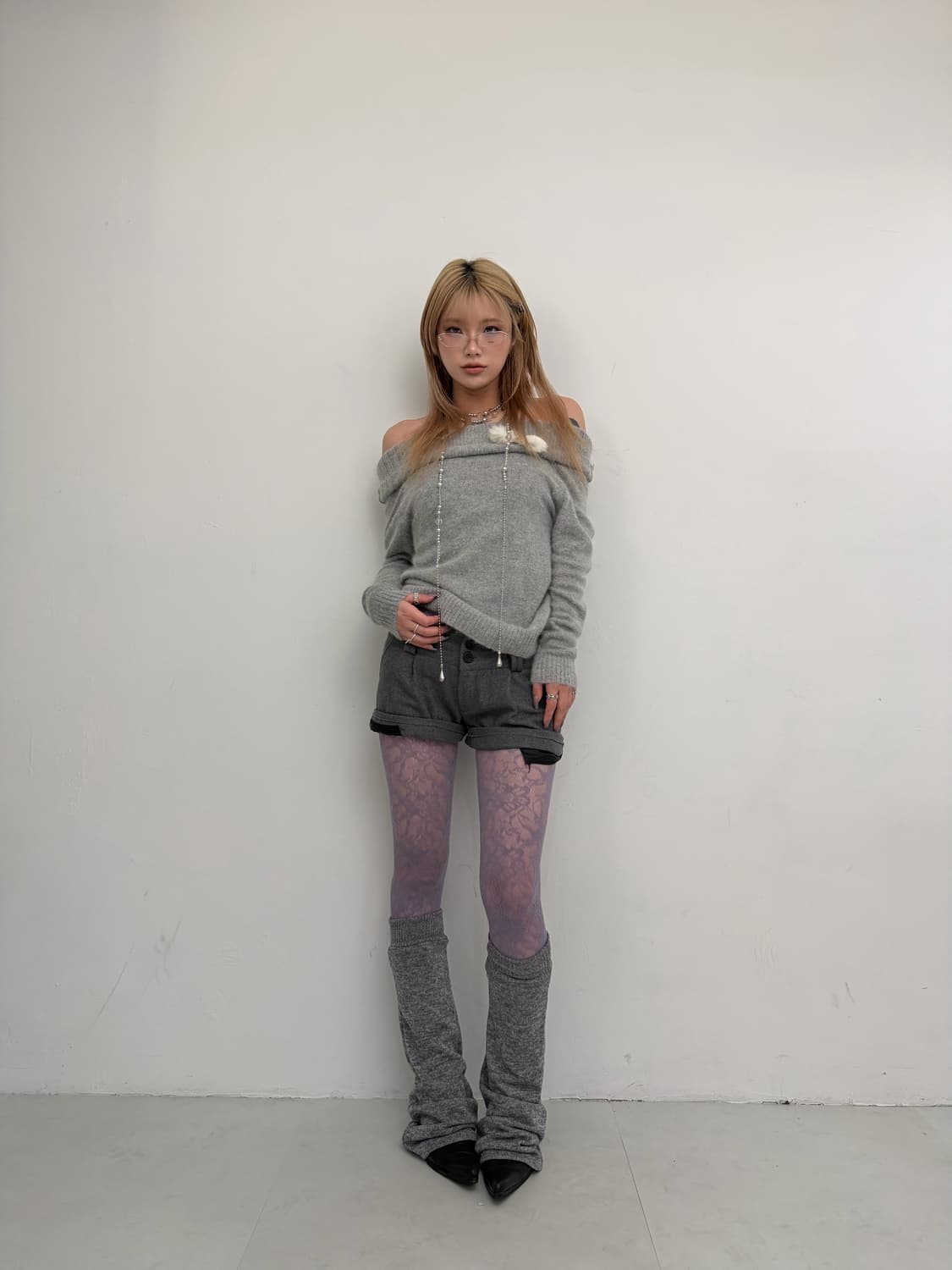 퍼 리본 오프숄더 니트  상품이미지1