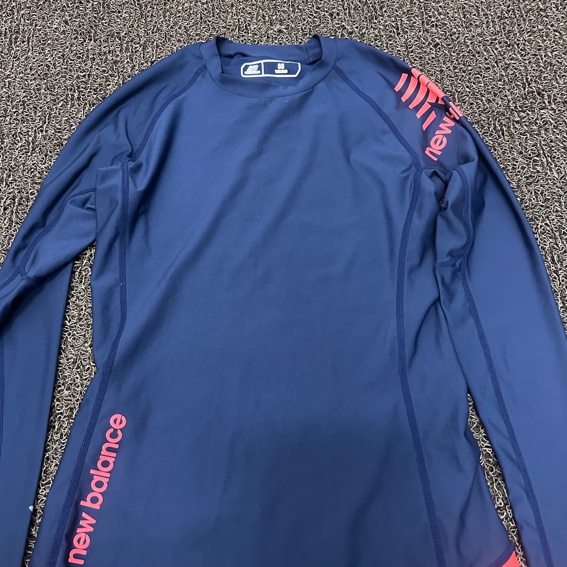 뉴발란스 여성 래쉬가드 수영복 상의 S 상품이미지2
