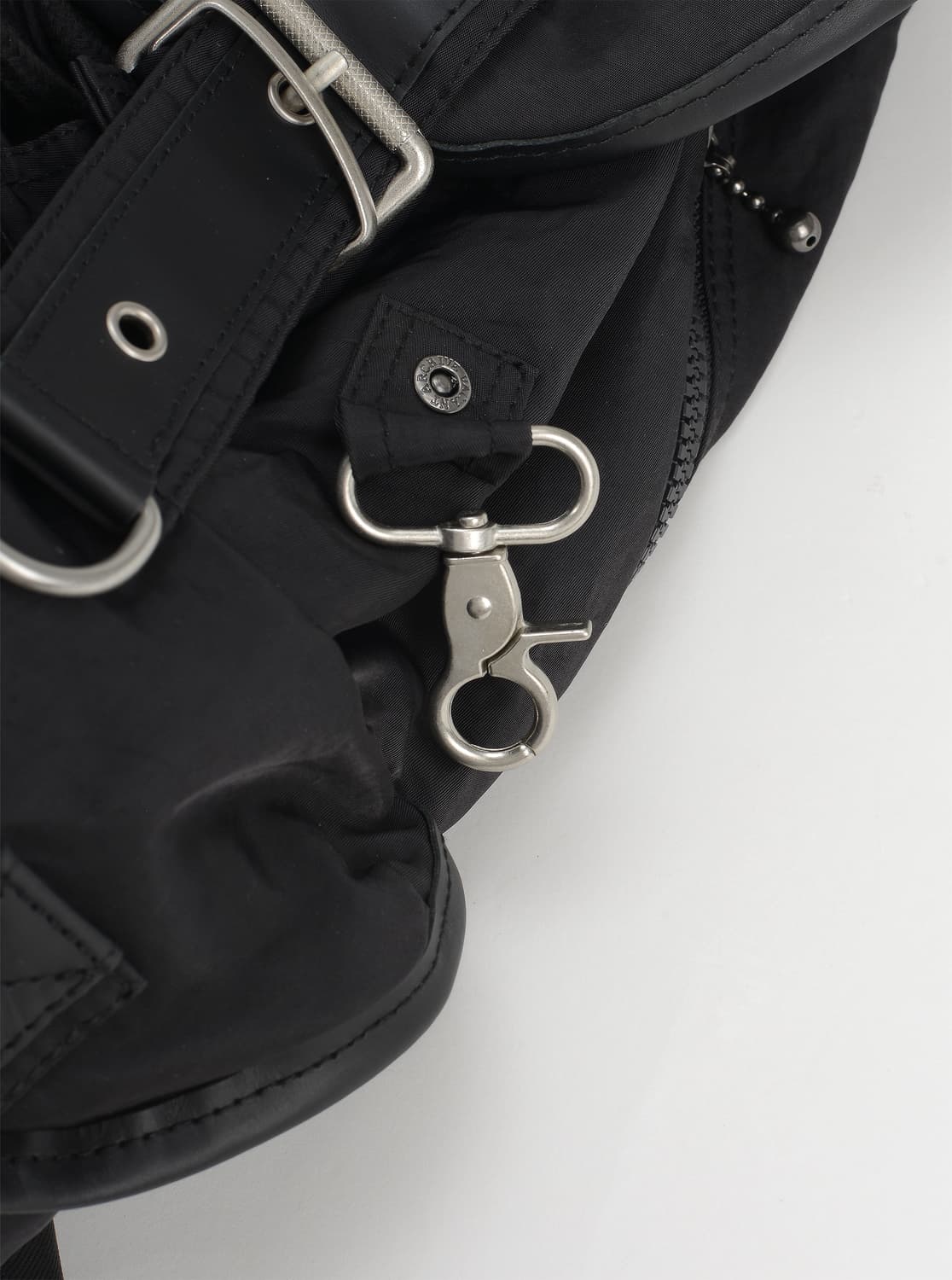 베이컨트 아카이브 포포 스트랩 백팩 블랙 (새상품) 상품이미지4