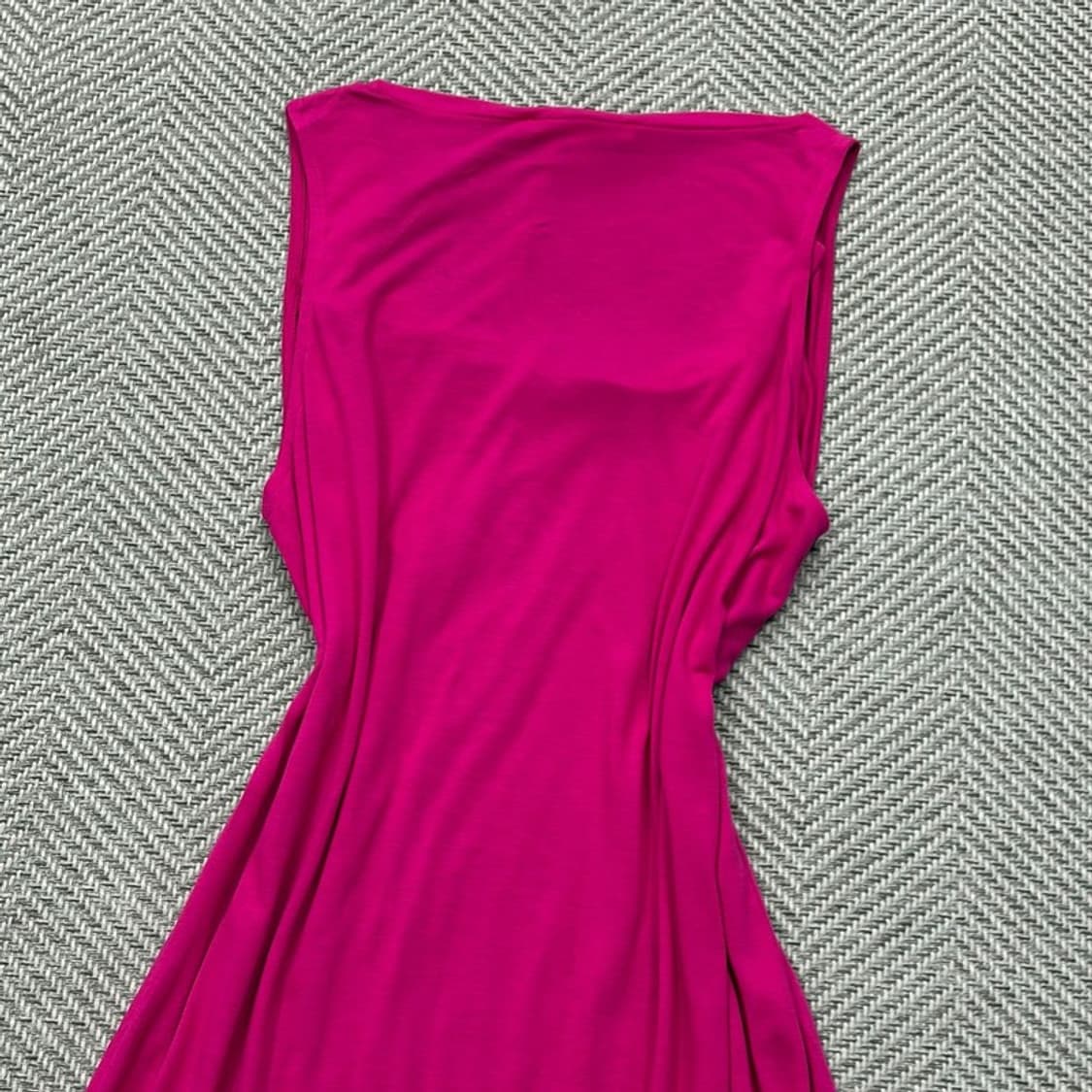 아떼 바네사브루노 드레이프 슬리브리스 원피스 v2978 상품이미지4