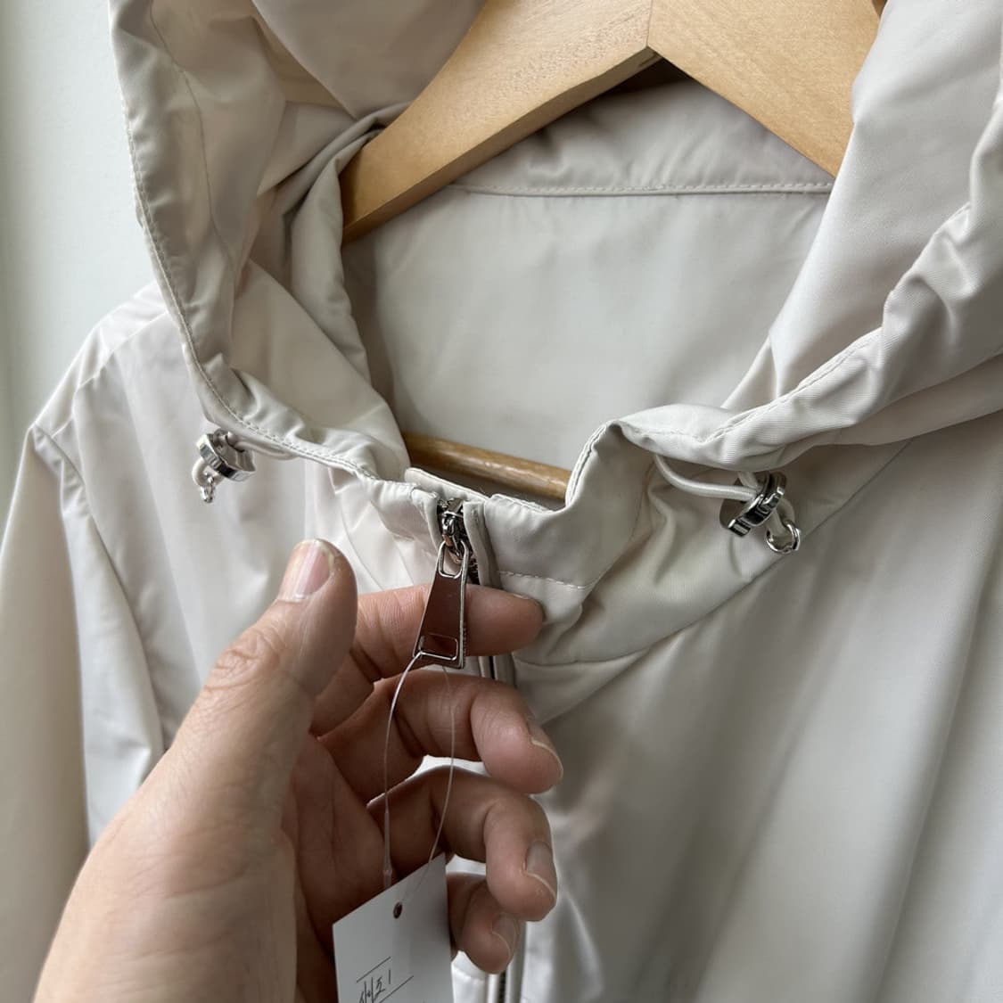 16237 - 몽클레어 우먼 알피크 바람막이 자켓  상품이미지4