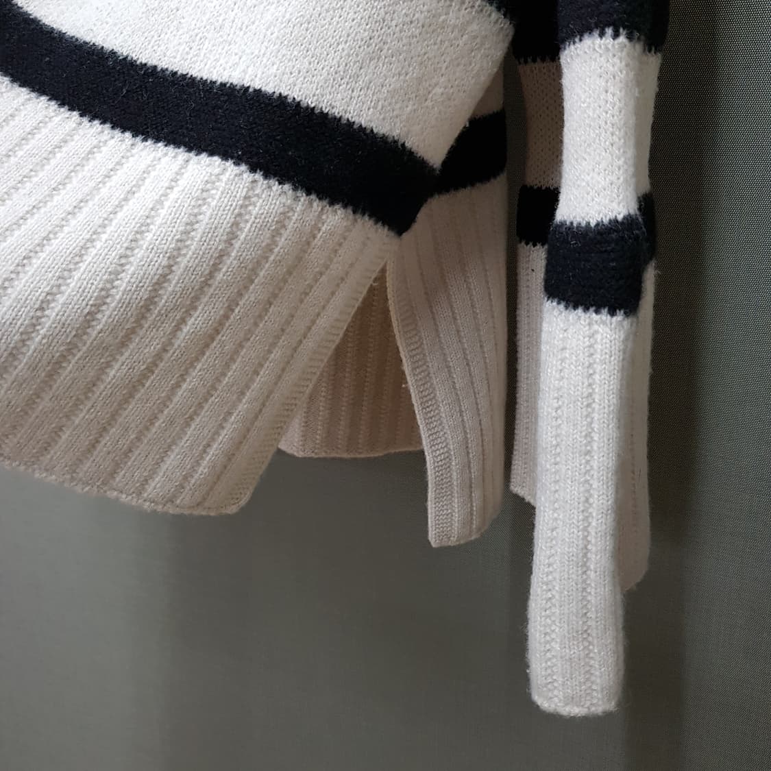 한섬 시스템 2021 루즈핏 스프라이트 니트 F사이즈 상품이미지4