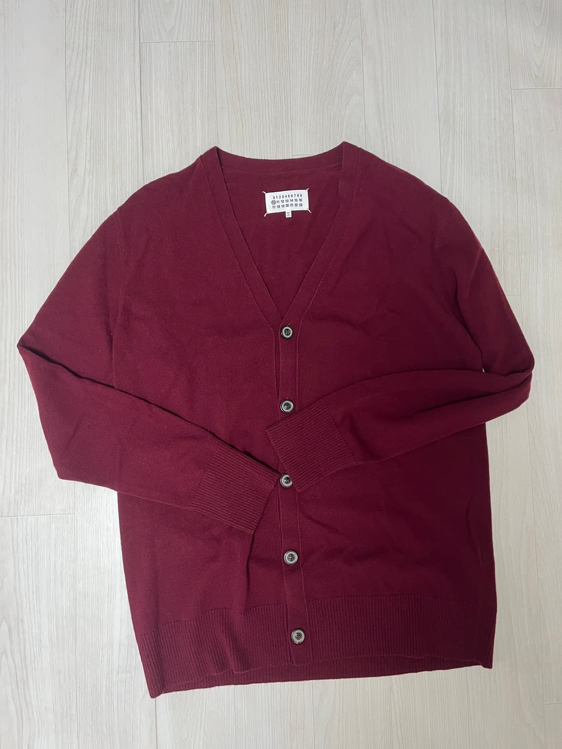 메종 마르지엘라 버건디 울 가디건 상품이미지1