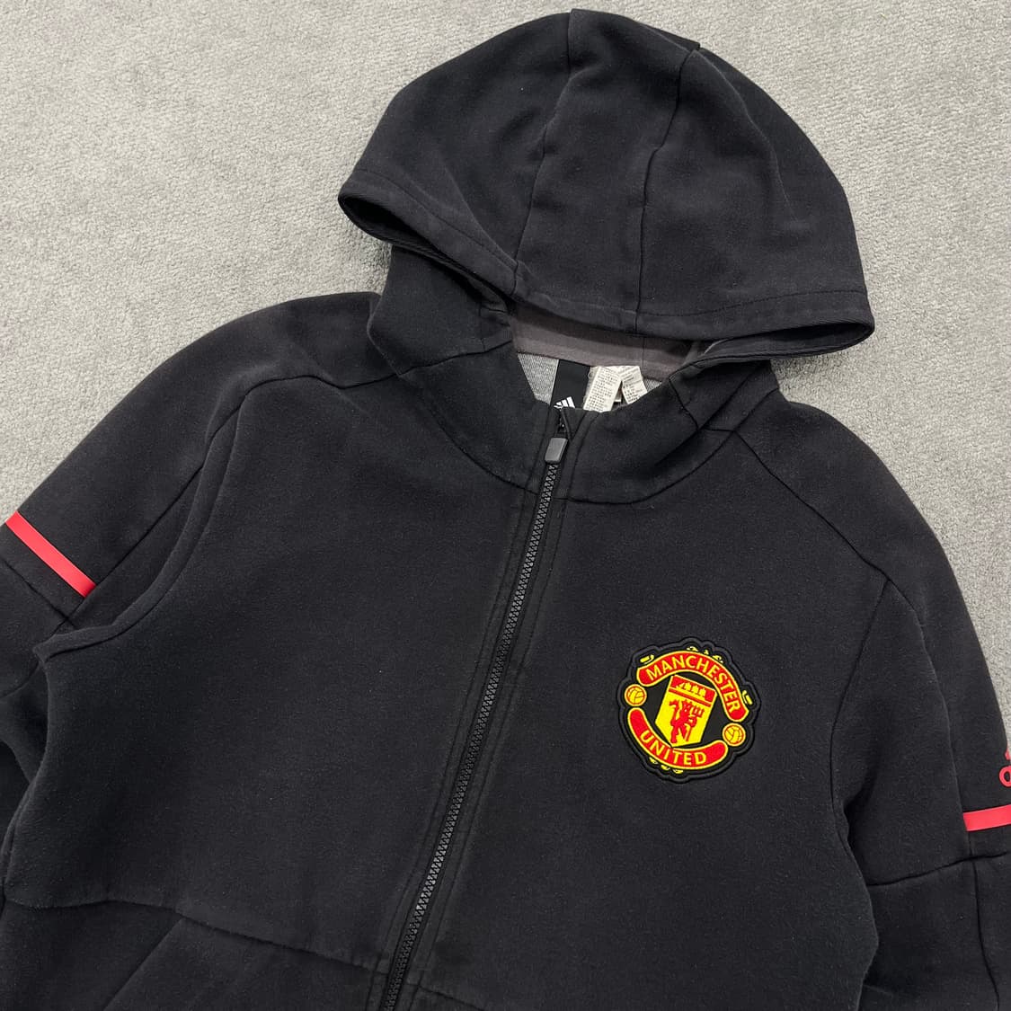 100 아디다스 맨체스터유나이티드 맨유 후드집업 상품이미지2