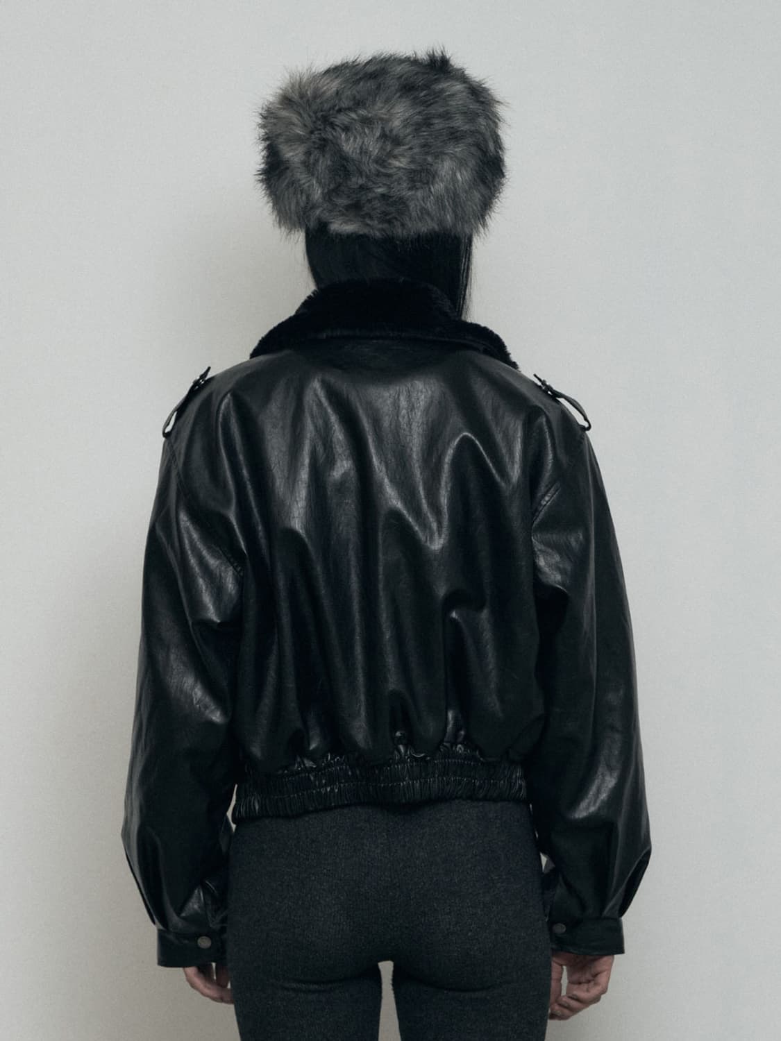 보헤미안 서울 크링클 레더 퍼 블루종 점퍼 블랙 상품이미지4