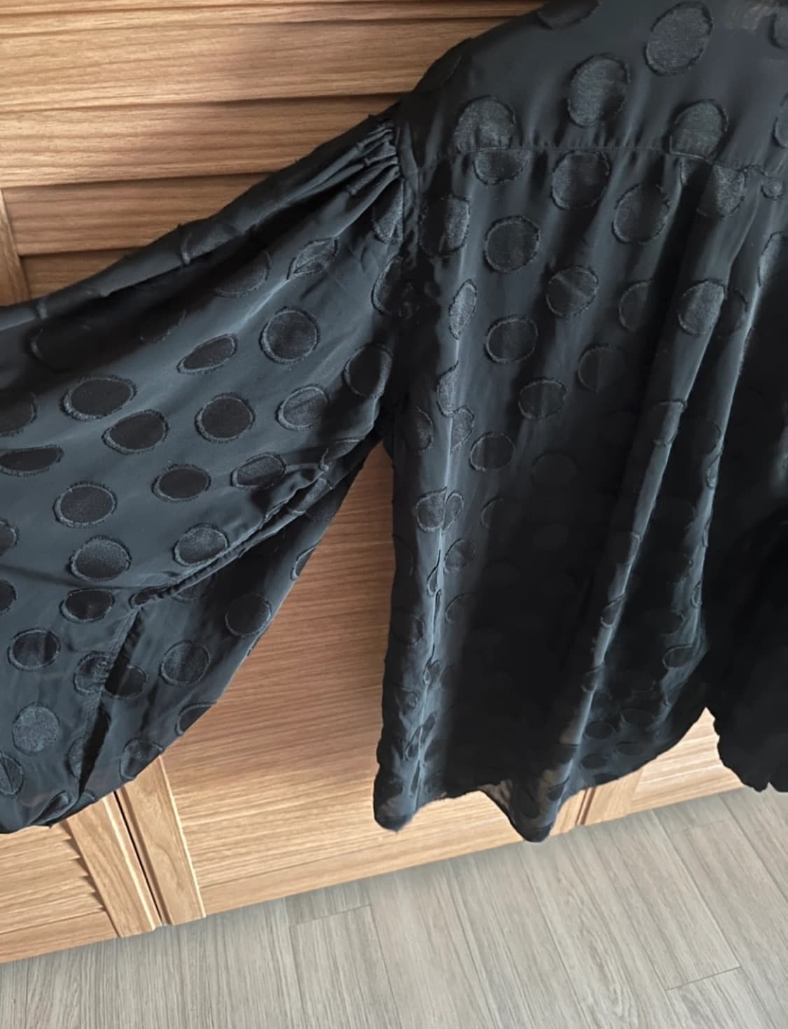 꼼데가르송 시스루 블랙 폴카 도트 블라우스 상품이미지9