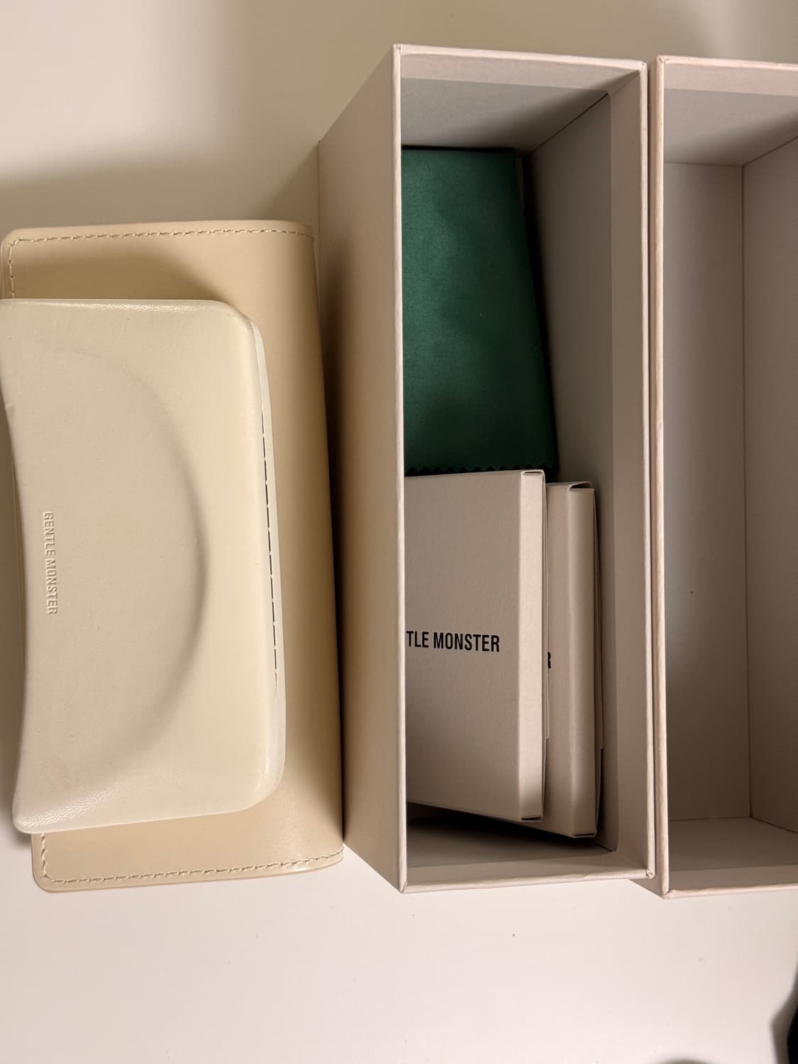 젠틀몬스터 알리오X + 선글라스클립 상품이미지6