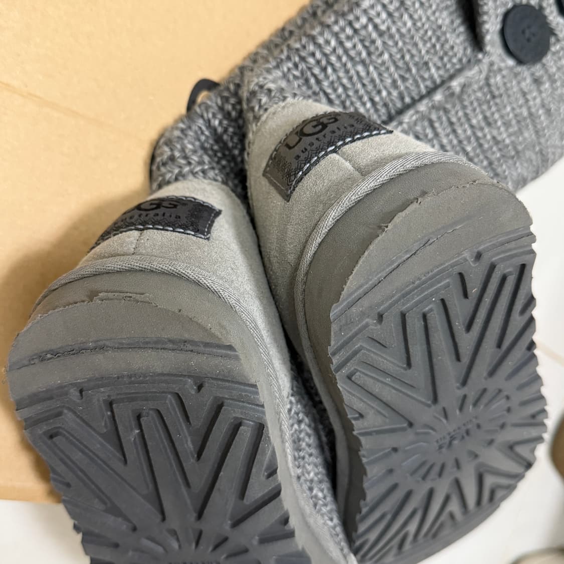 어그 카디 니트부츠 그레이 230 상품이미지7