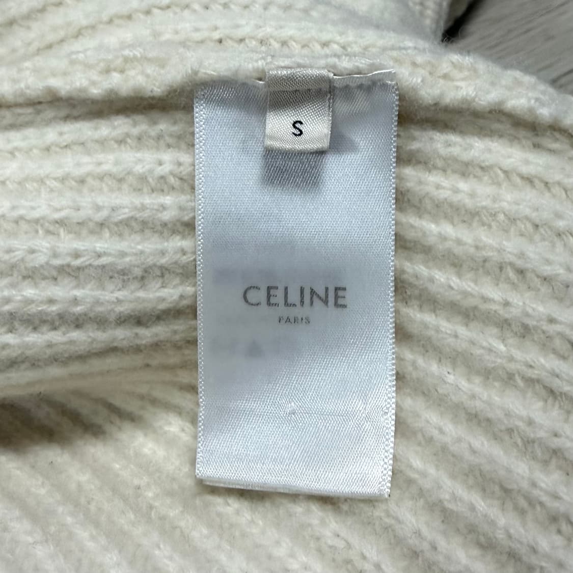 [오버핏 S/새상품급] 셀린느 로고 리브드 울 니트 아이보리 스웨터 상품이미지4