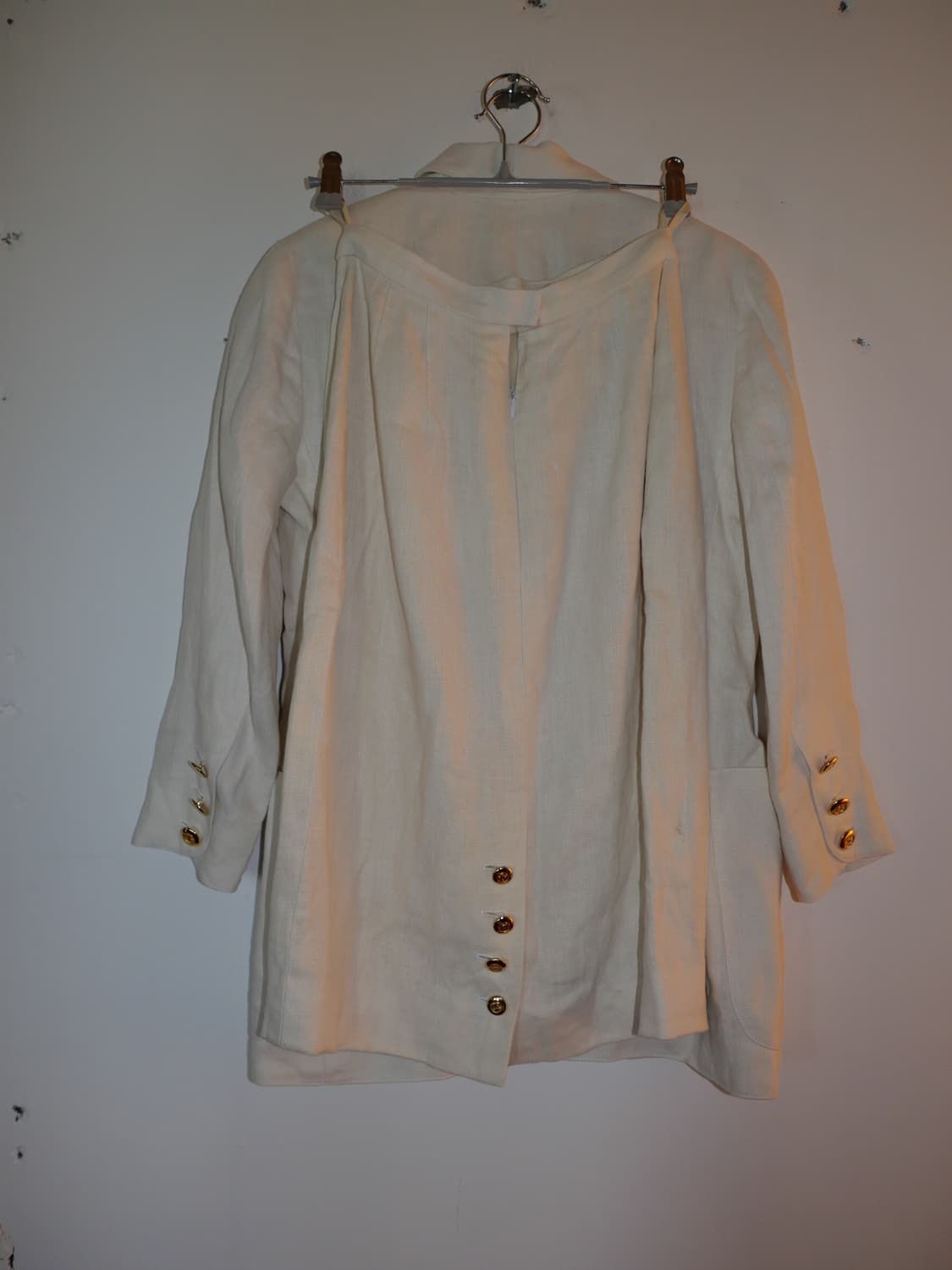 Vintage Chanel linen jacket and skirt 상품이미지4