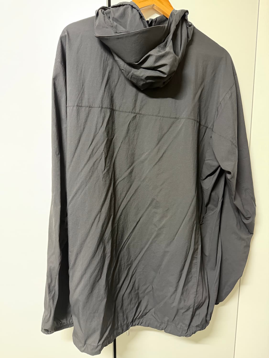 아크테릭스 스쿼미시 후드 블랙 XL판매합니다. 상품이미지2