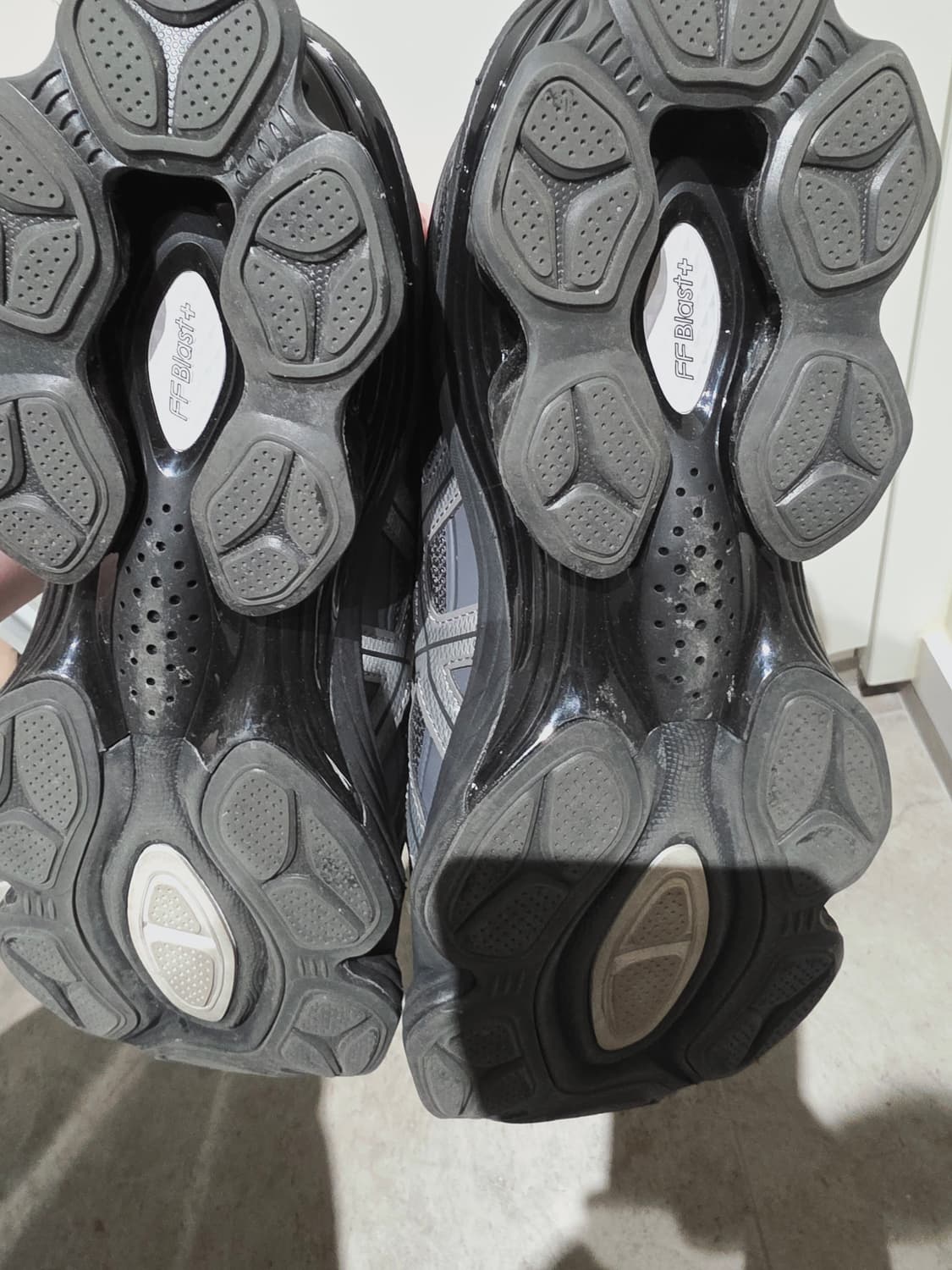 아식스 젤 키네틷 플루언트 블랙 290 상품이미지3