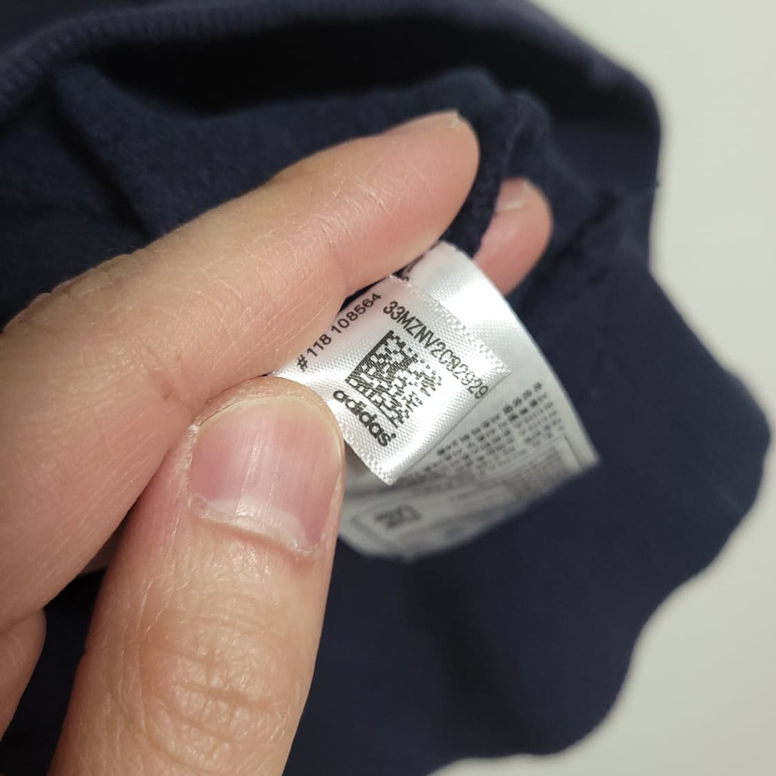 (100) ADIDAS 아디다스 여성 네이비 기모 후드티 상품이미지6