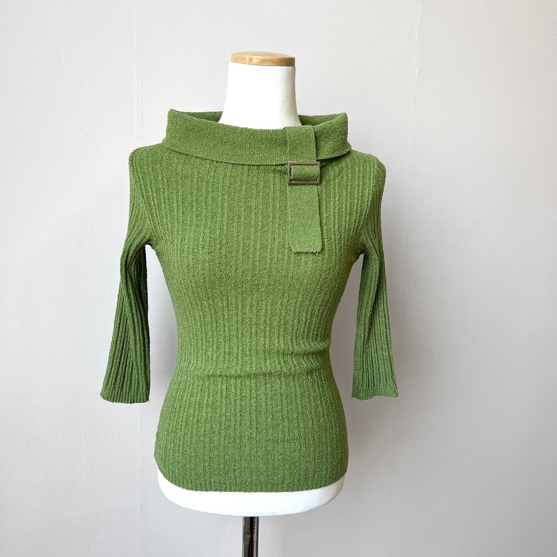 lime buckle neck knit 상품이미지2
