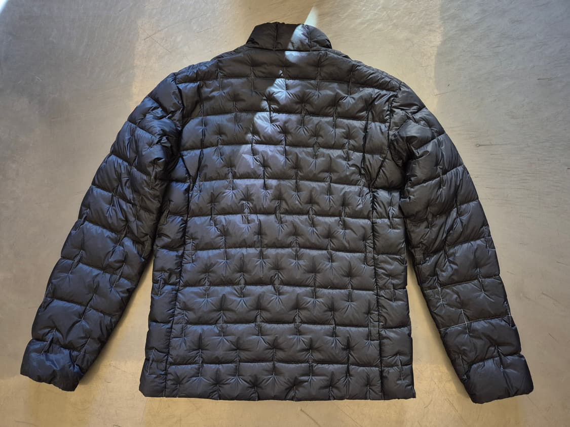 몽벨 구스다운 경량 패딩 상품이미지2