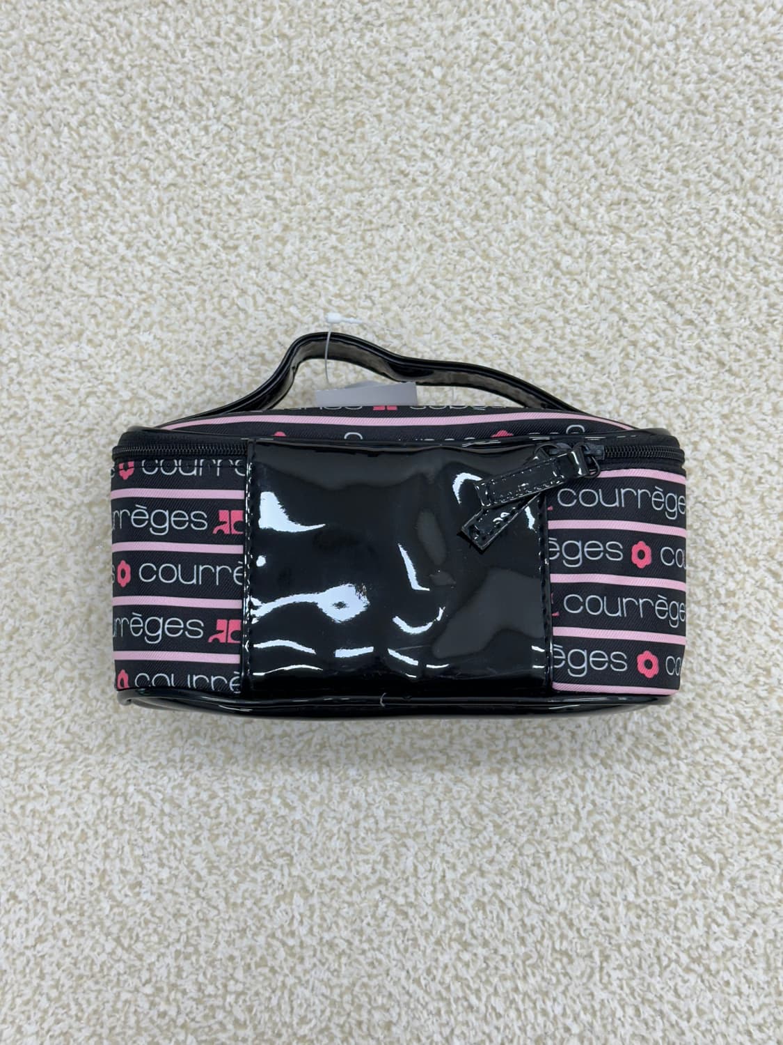 새상품) 꾸레쥬 레터링 로고 메이크업 파우치 상품이미지3