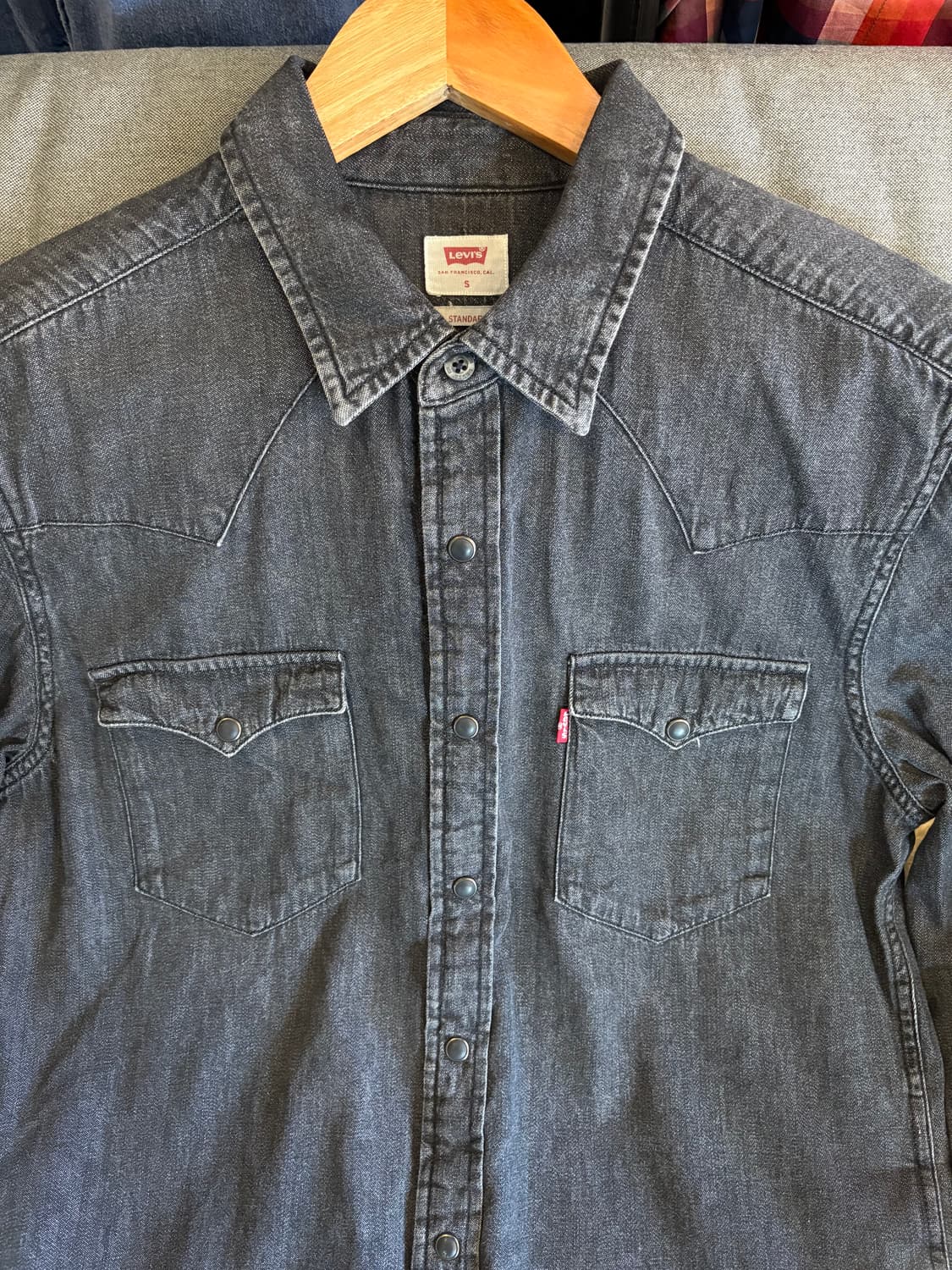 리바이스 흑청 데님 웨스턴 셔츠 상품이미지2