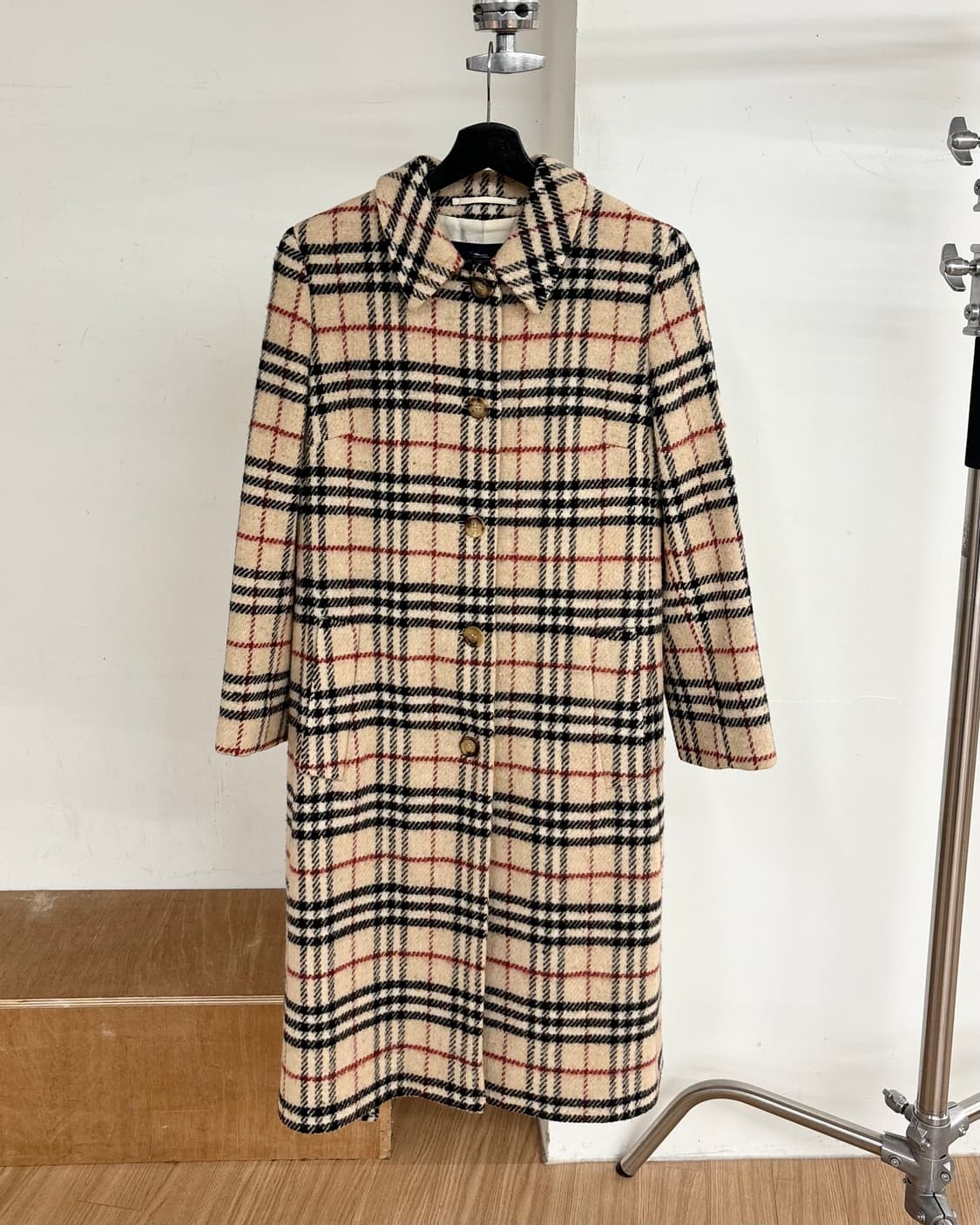 버버리 체크 롱 코트 상품이미지1