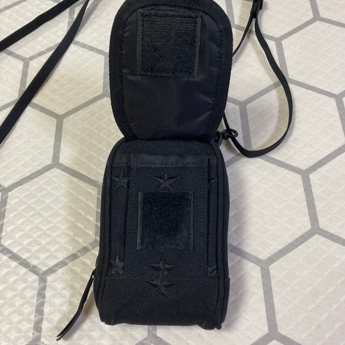 (os) 슈프림 13FW 스타 카메라 파우치 백 블랙 별패치 상품이미지4