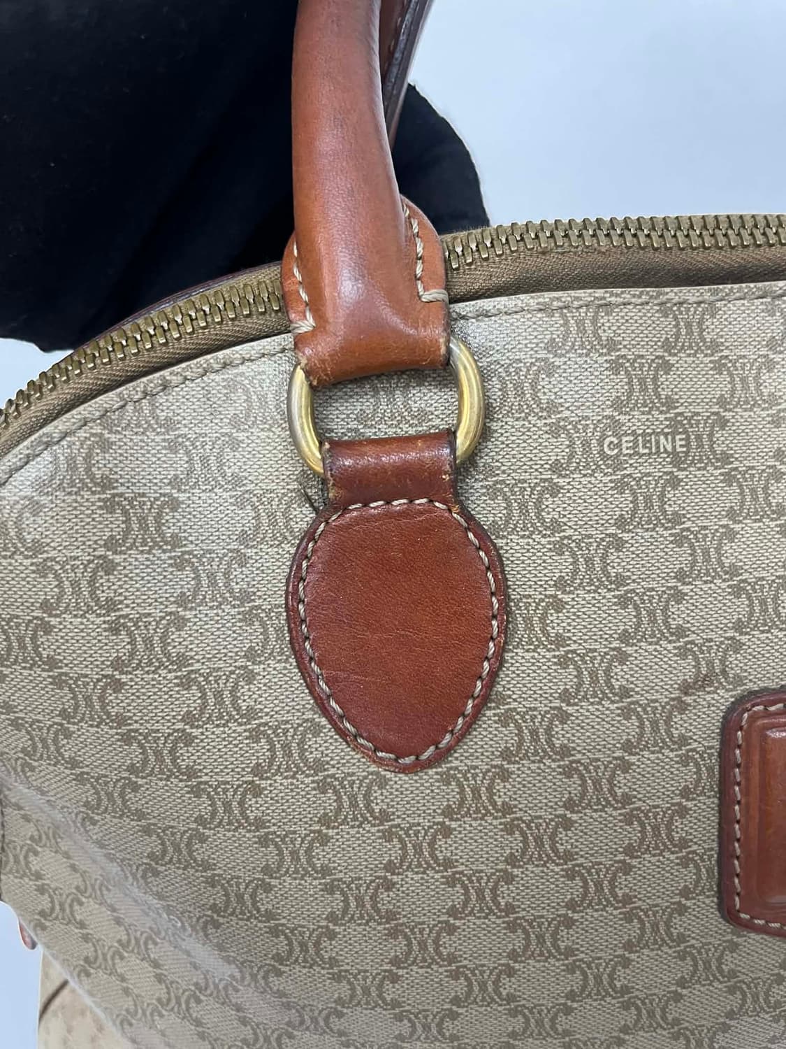 셀린느 마카담 블라종 가죽 핸들 숄더 토트백 상품이미지7