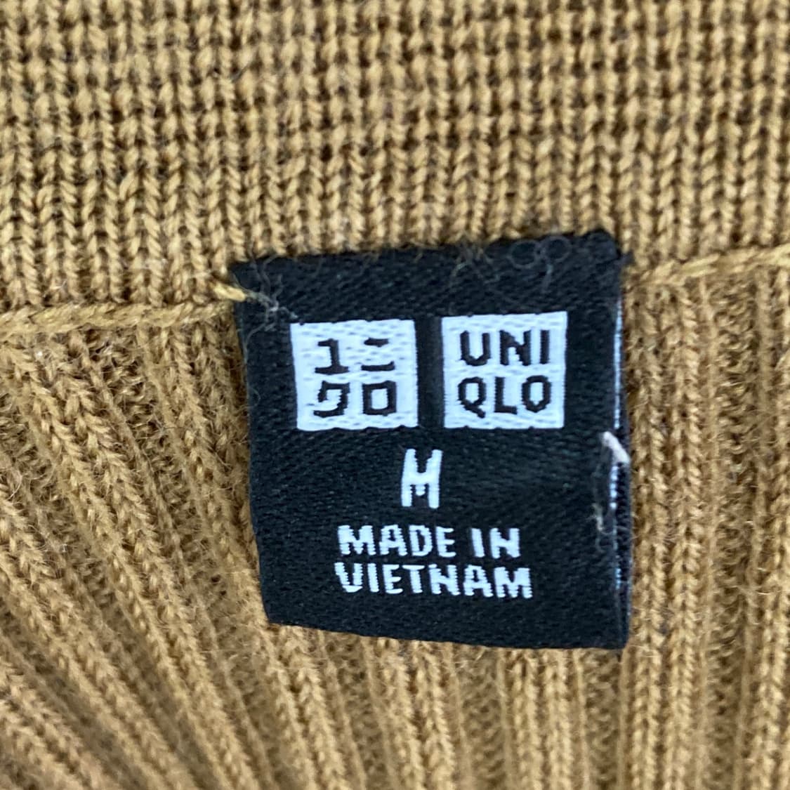 유니클로 여 순모카라니트 황토 M  상품이미지4