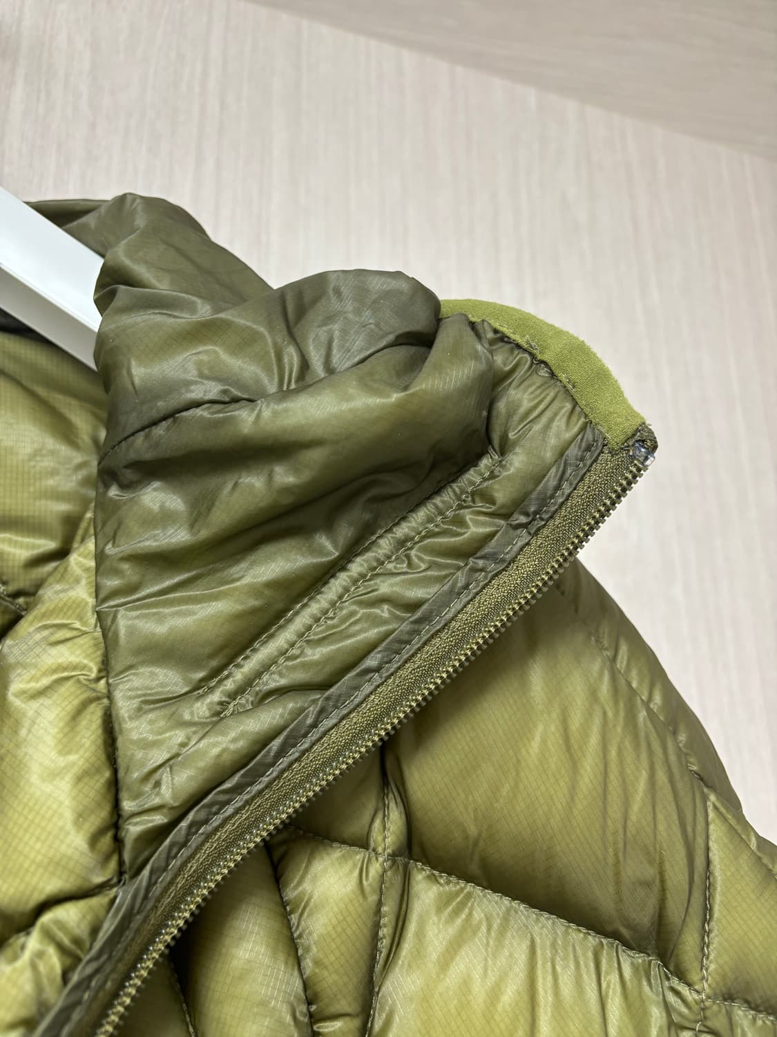 로아하이킹 라이트다운 자켓 상품이미지3