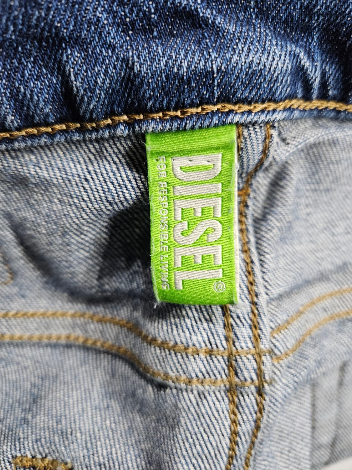 디젤 라이트블루 남성 슬림핏 허리 31 빈티지 데님팬츠  상품이미지3