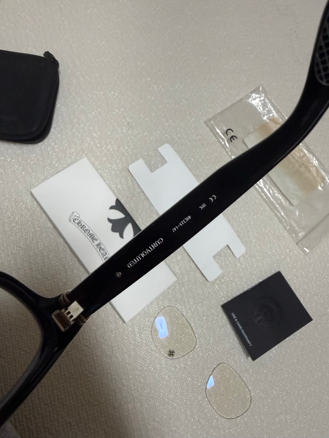 크롬하츠 컨볼루티드 블랙(실버) 안경 판매 상품이미지8