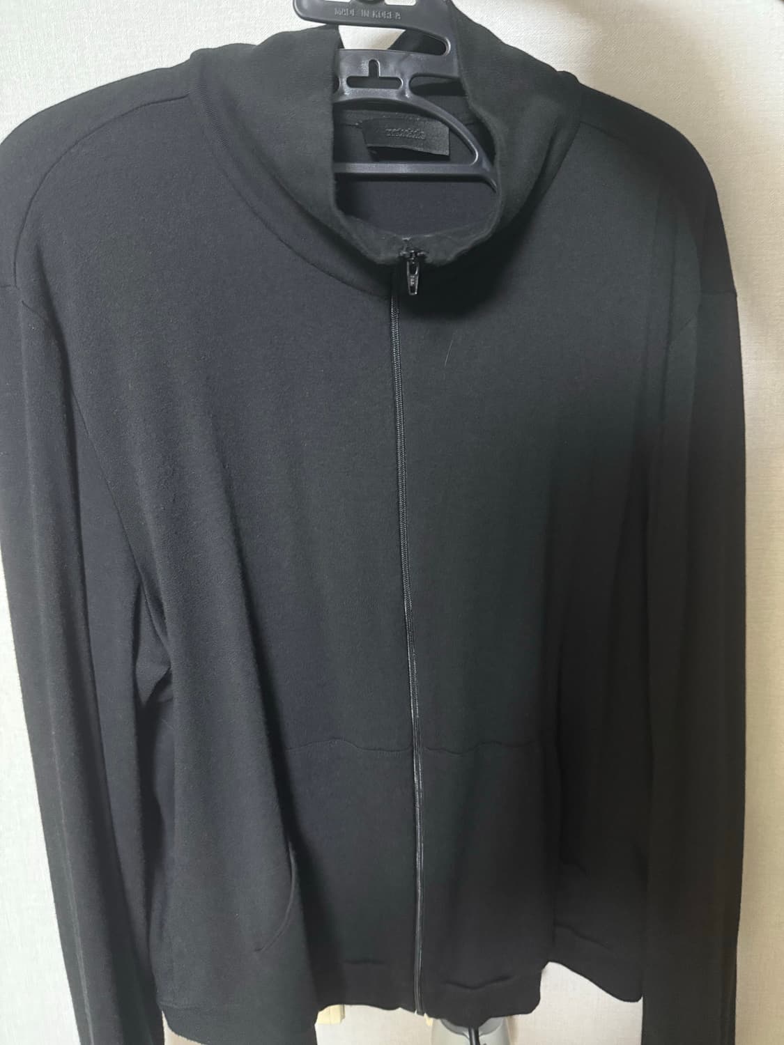 머듈 넥집업 블랙 size2 상품이미지1