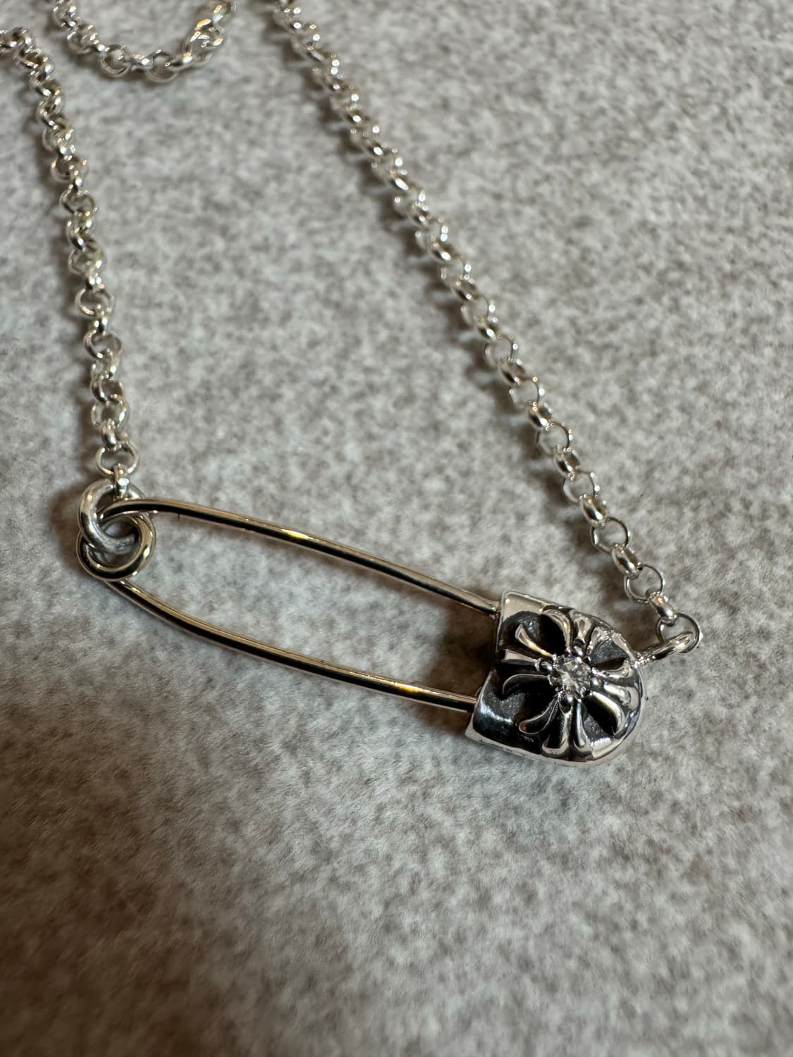 크롬하츠 세이프티핀 1p 다이아 목걸이 16인치 상품이미지3