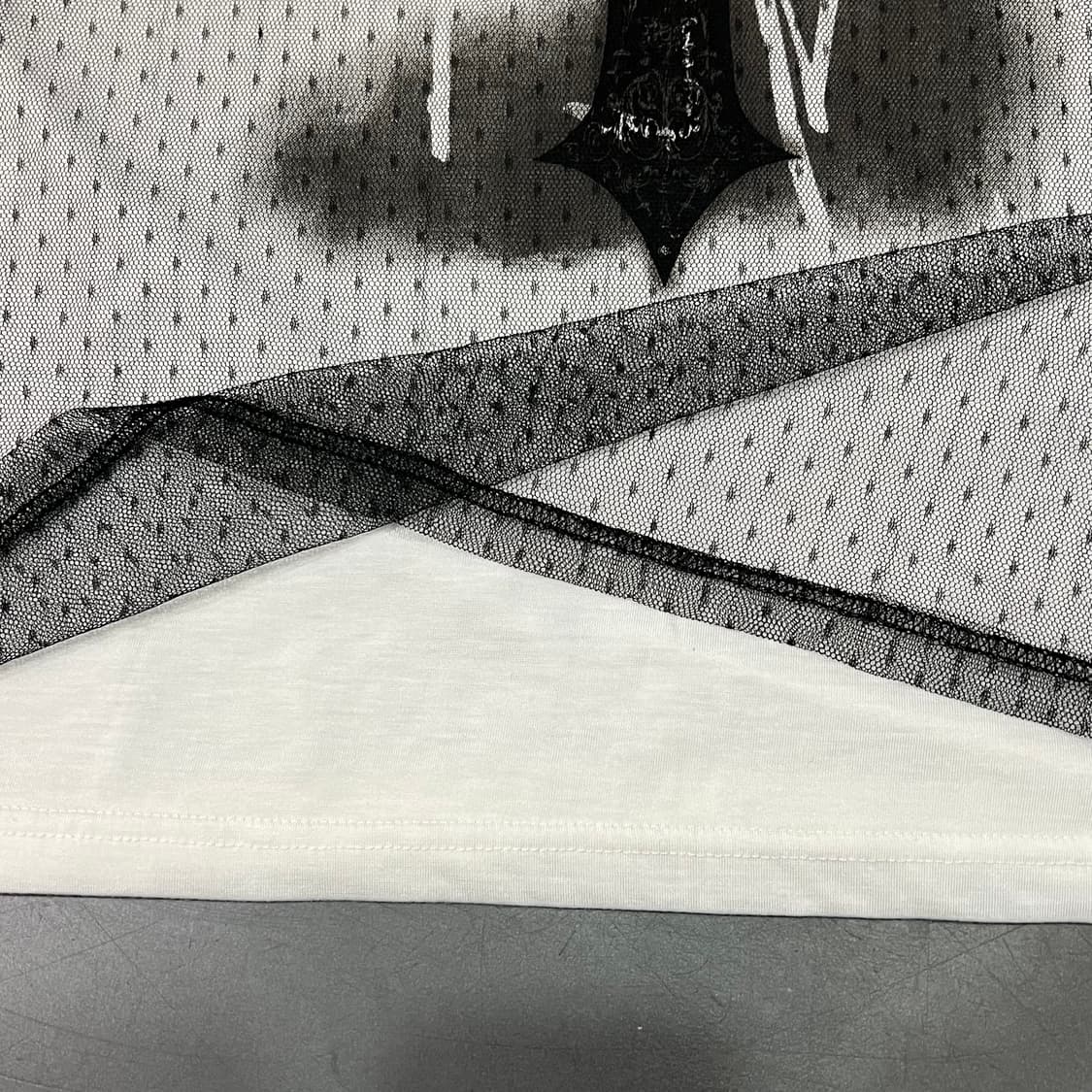  y2k 십자가 그래픽 슬리브리스 y16288 상품이미지4