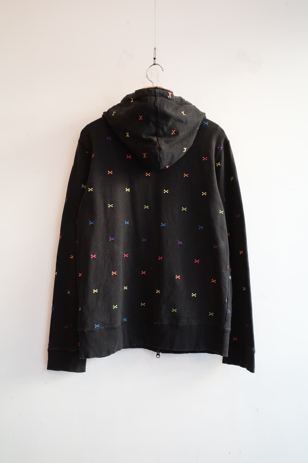 BEAMS HEART 빔즈 스컬 자수 투웨이집업 후디 상품이미지8