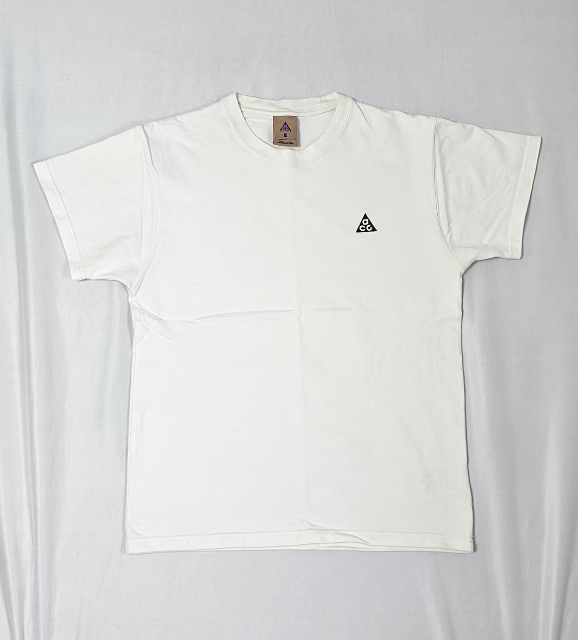나이키 ACG 반팔 M 상품이미지1