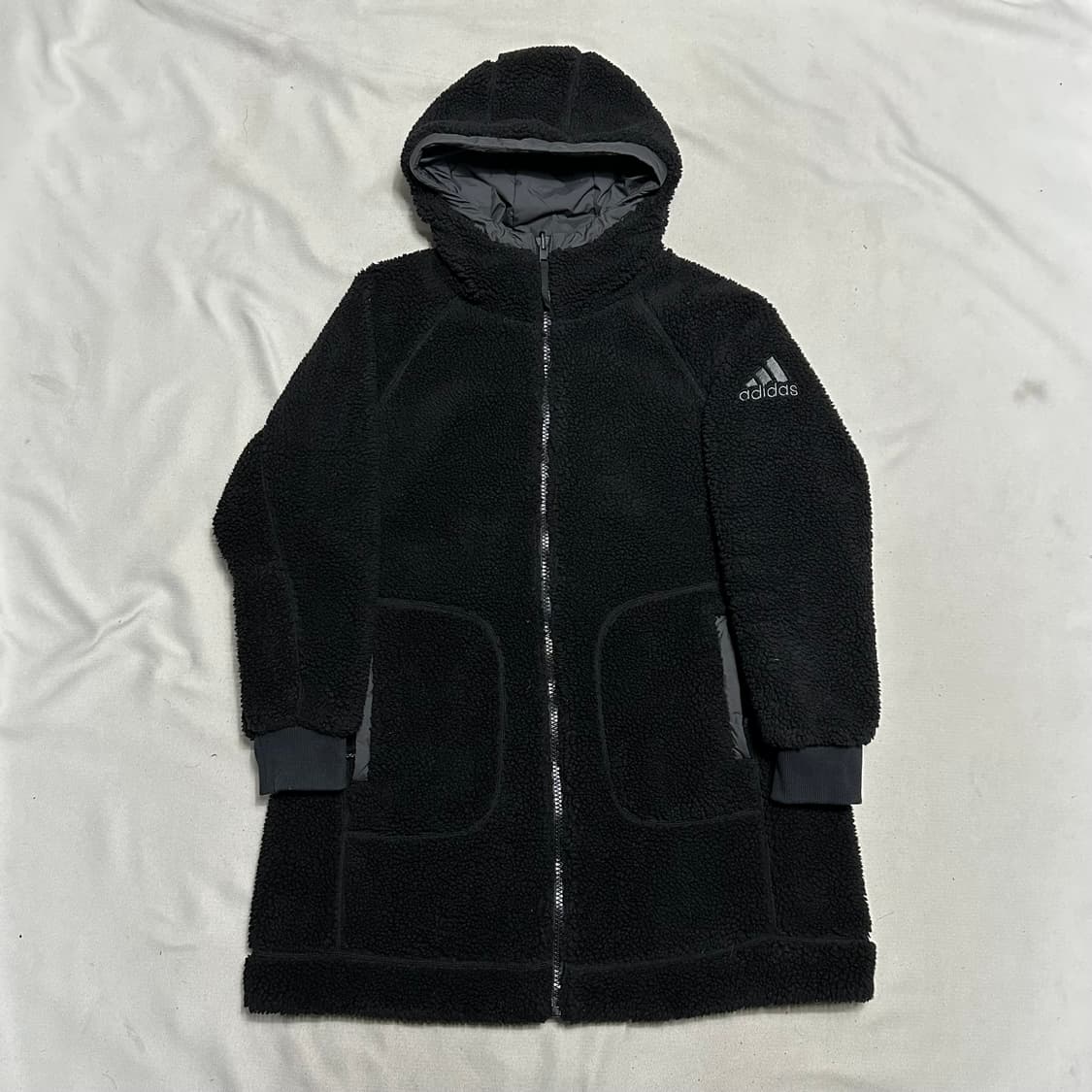 L 아디다스 리버시블 뽀글이 패딩 상품이미지2