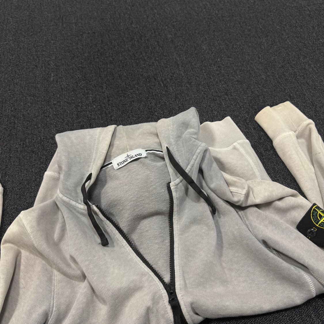 스톤아일랜드 후드 집업  상품이미지7