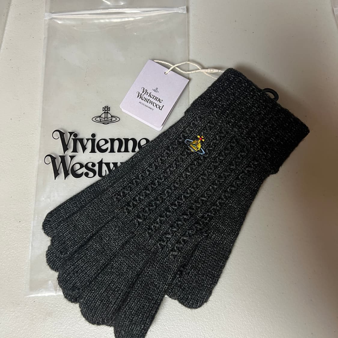 비비안웨스트우드 캐시미어 오픈핑거 장갑 상품이미지4